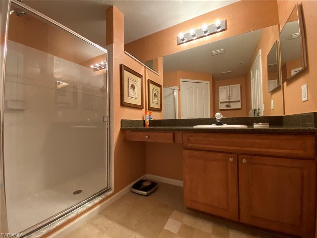 12940 Positano CIR # 204, NAPLES FL 34105-12