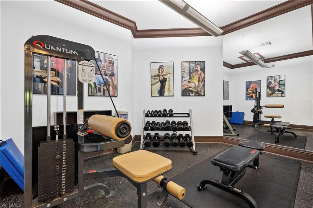 12940 Positano CIR # 204, NAPLES FL 34105-31