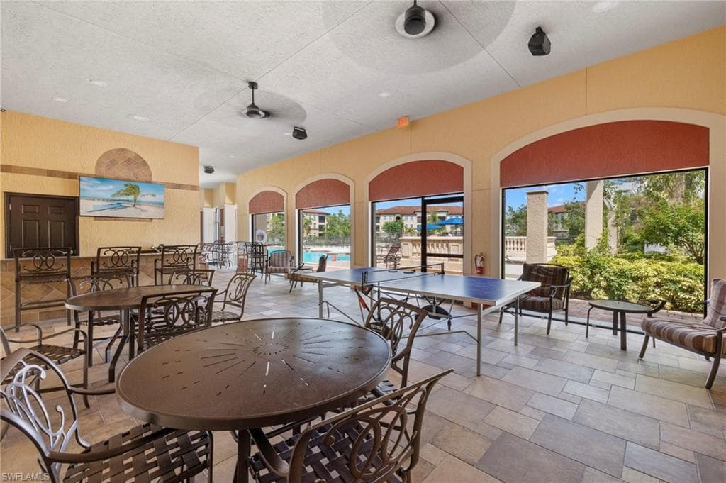 12940 Positano CIR # 204, NAPLES FL 34105-27