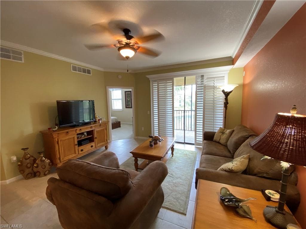 12940 Positano CIR # 204, NAPLES FL 34105-7