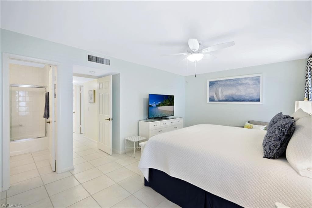 286 4th ST S # 203, NAPLES FL 34102-14