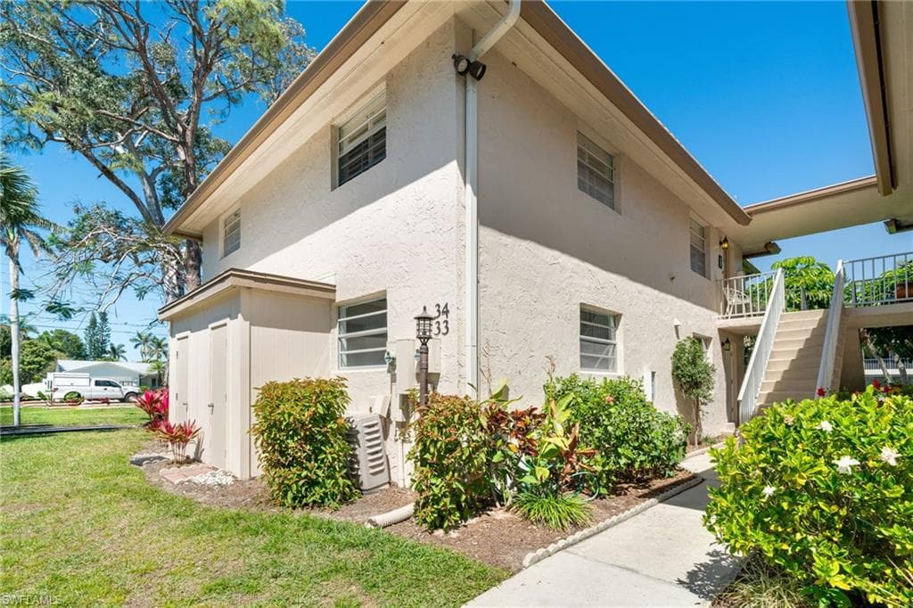 1549 Sandpiper ST # 34, NAPLES FL 34102-1