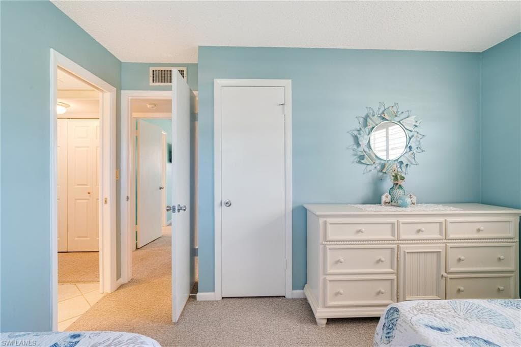 1549 Sandpiper ST # 34, NAPLES FL 34102-16