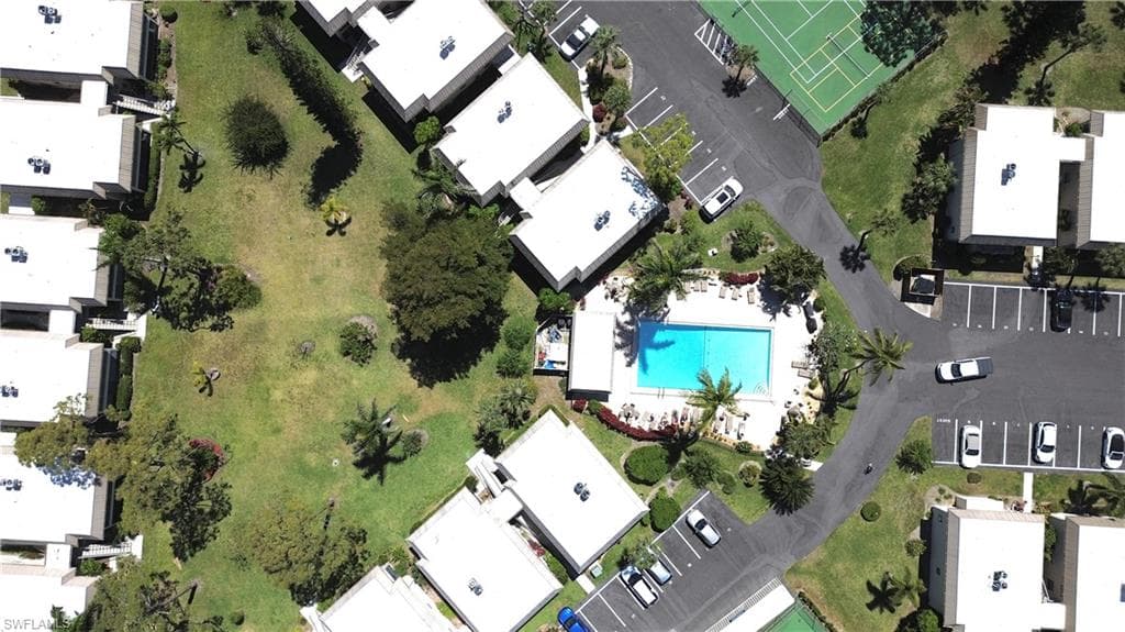 1549 Sandpiper ST # 34, NAPLES FL 34102-29