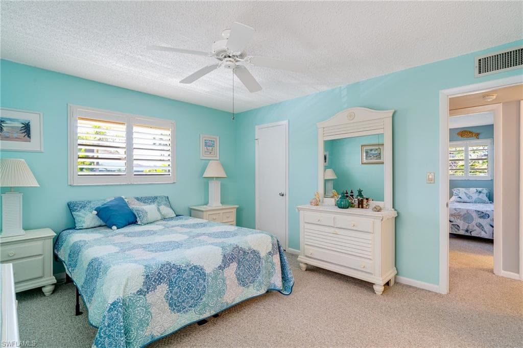 1549 Sandpiper ST # 34, NAPLES FL 34102-18
