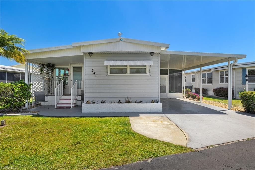 341 Mattie AVE, FORT MYERS FL 33908-1