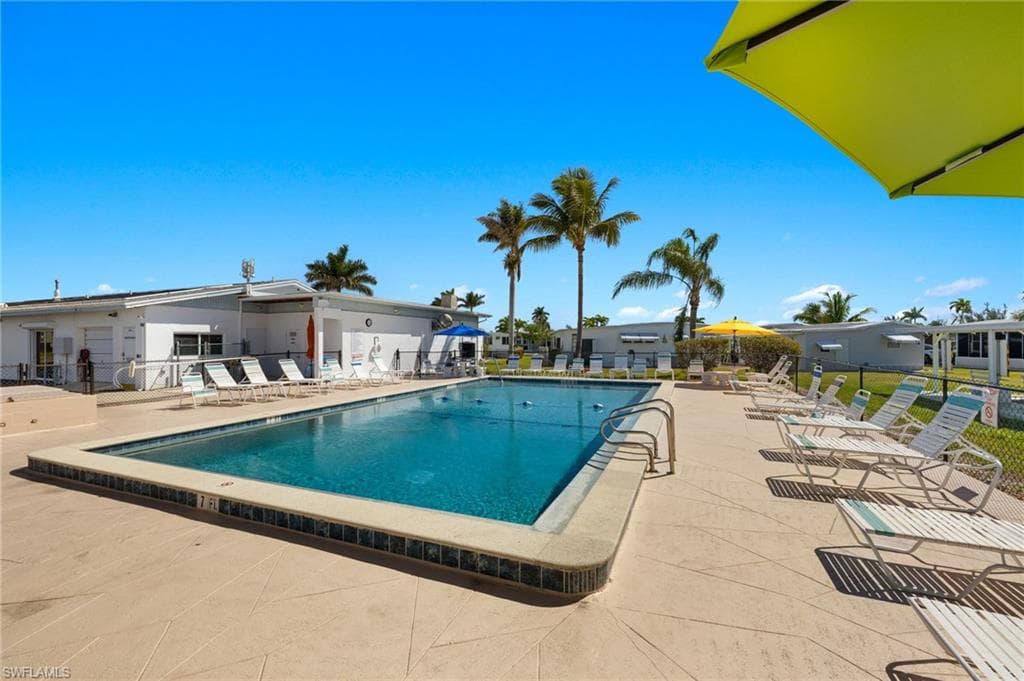 341 Mattie AVE, FORT MYERS FL 33908-30