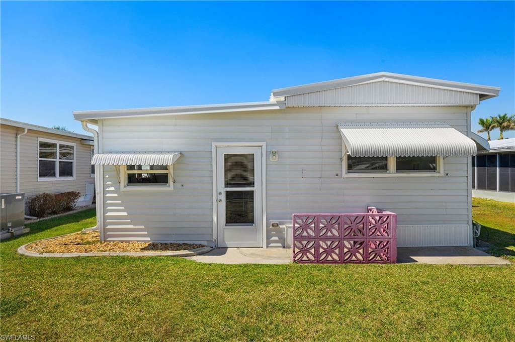 341 Mattie AVE, FORT MYERS FL 33908-24