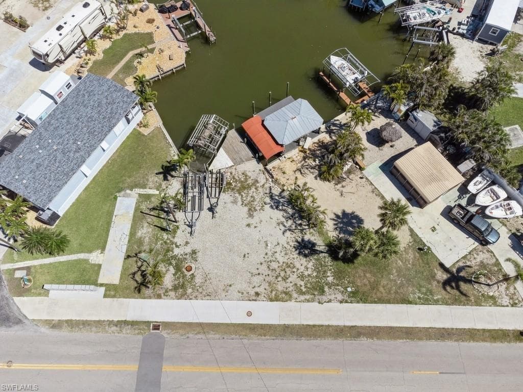 1603 Main ST, FORT MYERS BEACH FL 33931-2