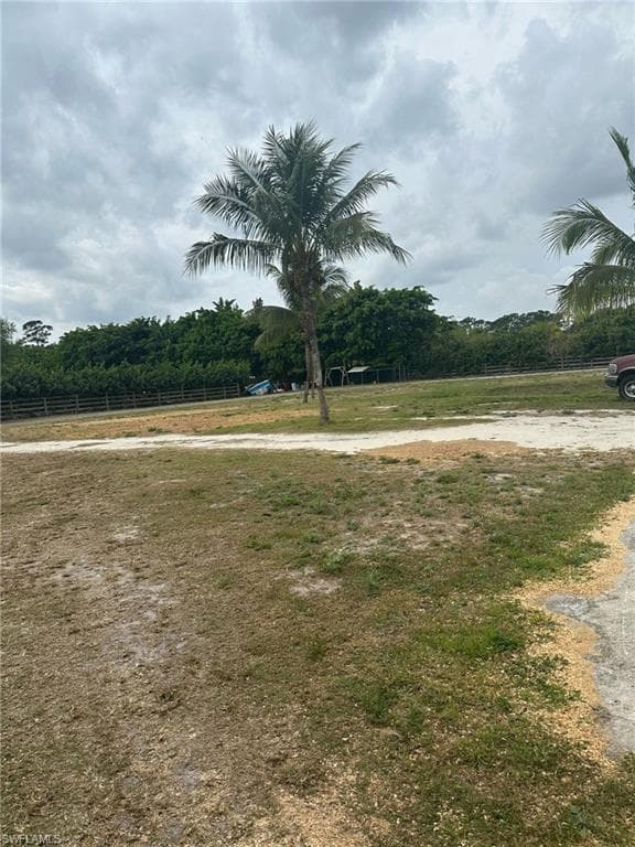 3525 D RD, LOXAHATCHEE FL 33470-3