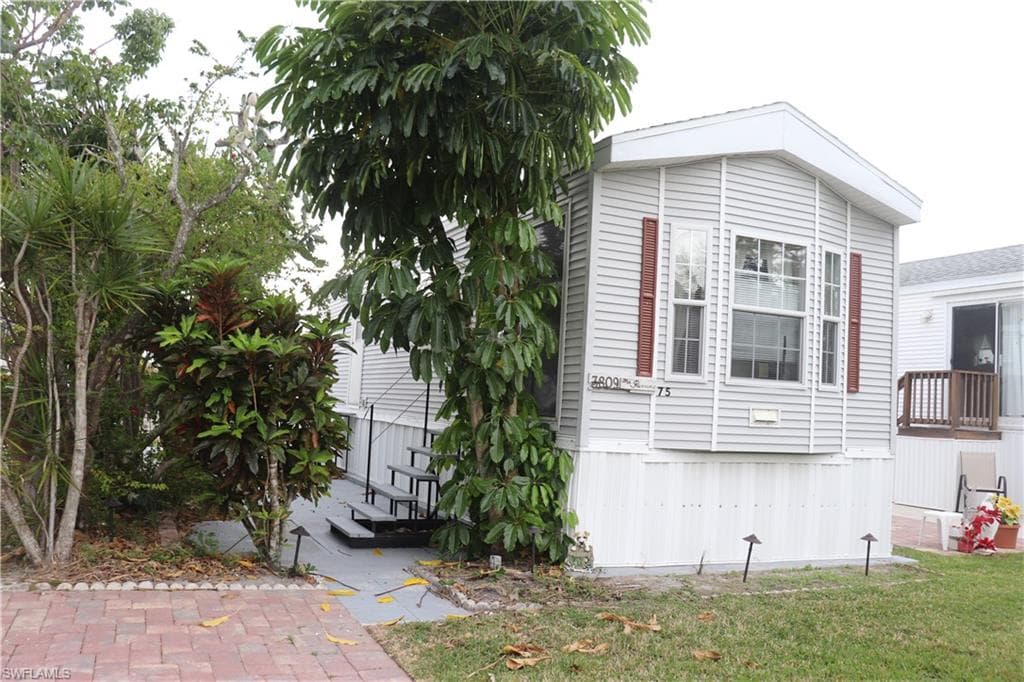 3809 Lemon Twist LOOP, BONITA SPRINGS FL 34134-25