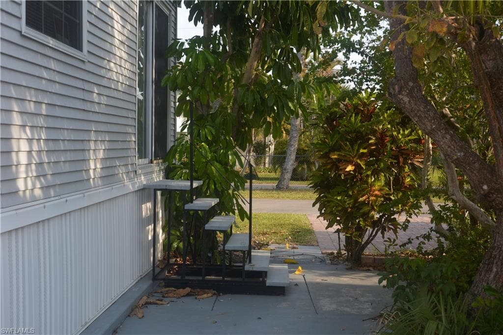 3809 Lemon Twist LOOP, BONITA SPRINGS FL 34134-3