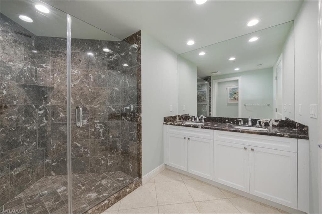 1490 5th AVE S # 200B, NAPLES FL 34102-22