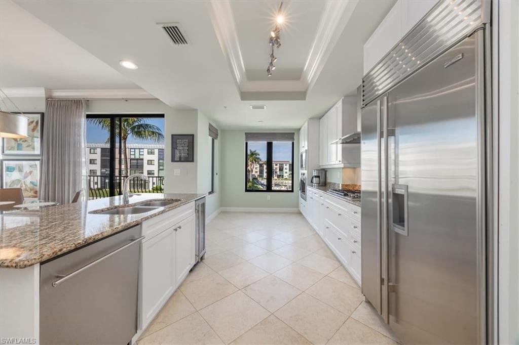 1490 5th AVE S # 200B, NAPLES FL 34102-15