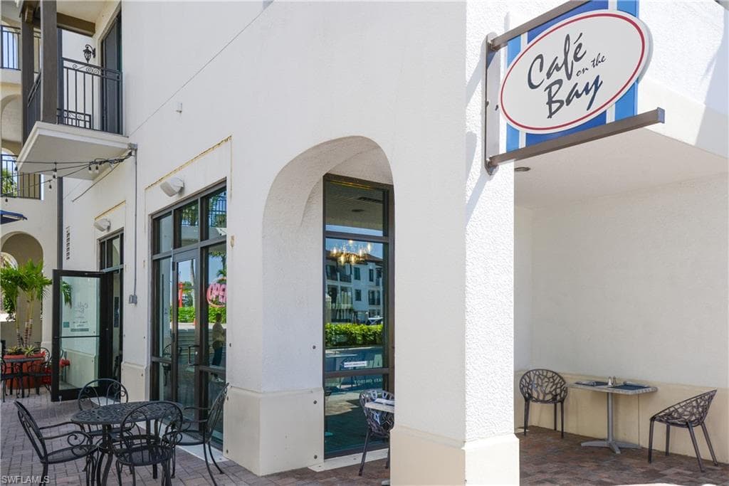 1490 5th AVE S # 200B, NAPLES FL 34102-28