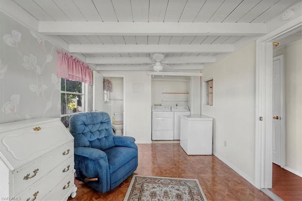 329 Lantern LN, NORTH FORT MYERS FL 33917-26