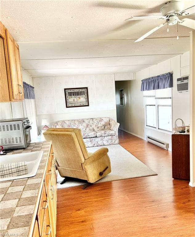 329 Lantern LN, NORTH FORT MYERS FL 33917-4