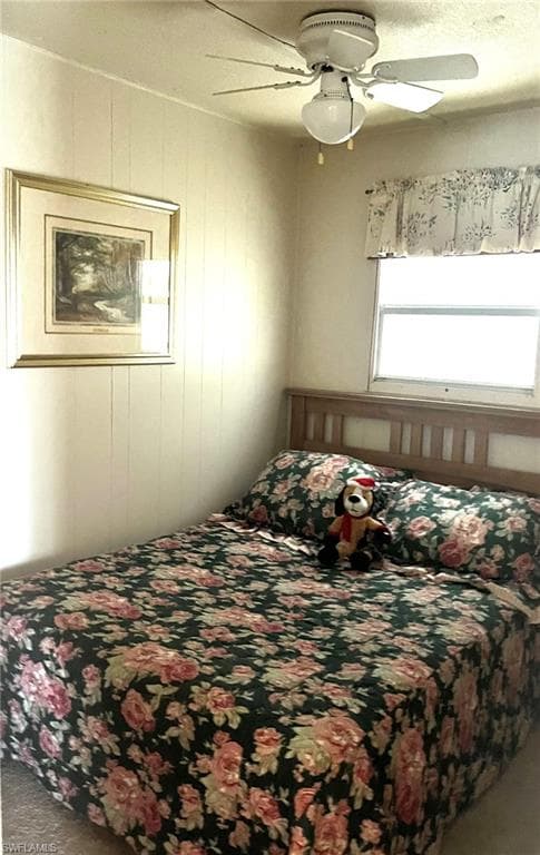 329 Lantern LN, NORTH FORT MYERS FL 33917-14