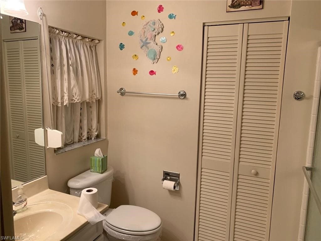 2340 Jacaranda CT, LEHIGH ACRES FL 33936-6