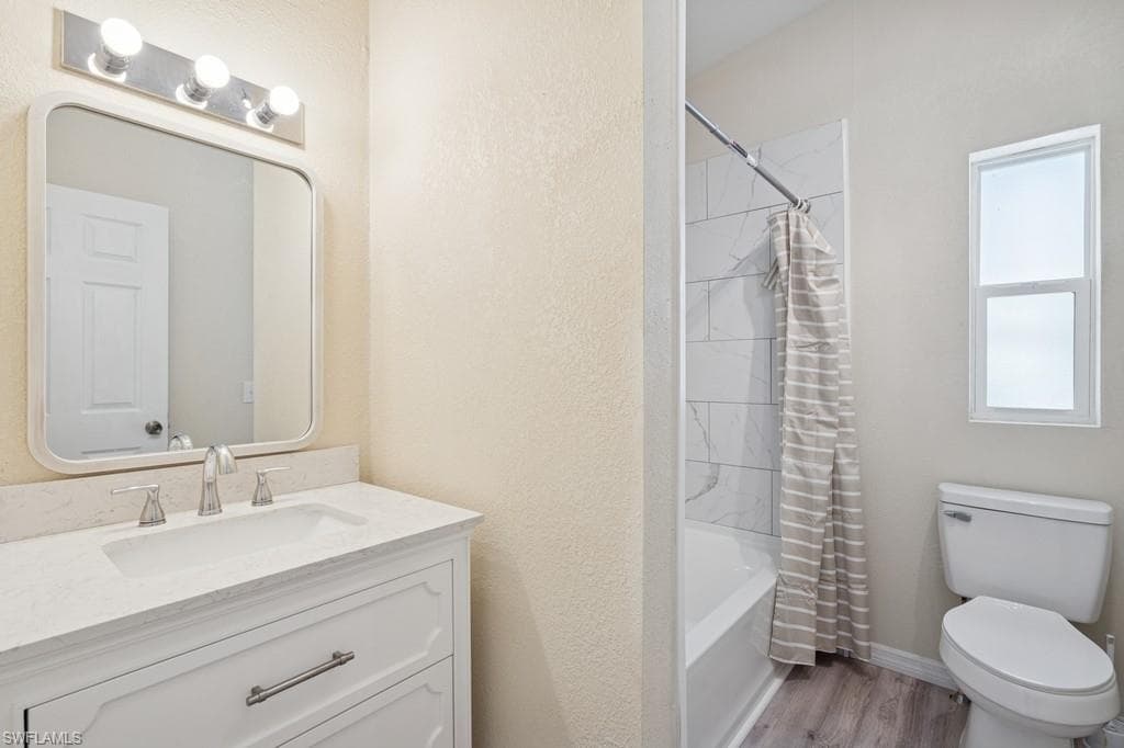 12 Nancy LN, FORT MYERS BEACH FL 33931-19