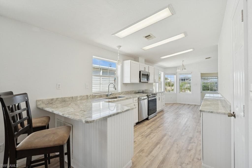 12 Nancy LN, FORT MYERS BEACH FL 33931-8