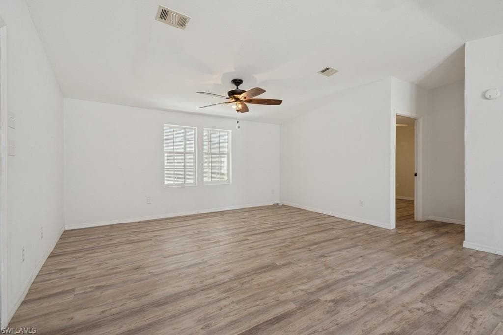 12 Nancy LN, FORT MYERS BEACH FL 33931-7