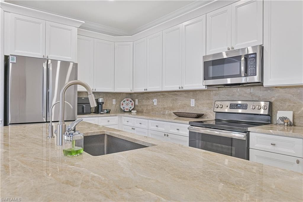 15550 Pascolo LN, FORT MYERS FL 33908-14