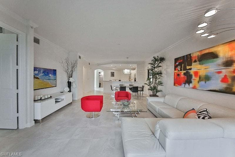 3060 Horizon LN # 1405, NAPLES FL 34109-7