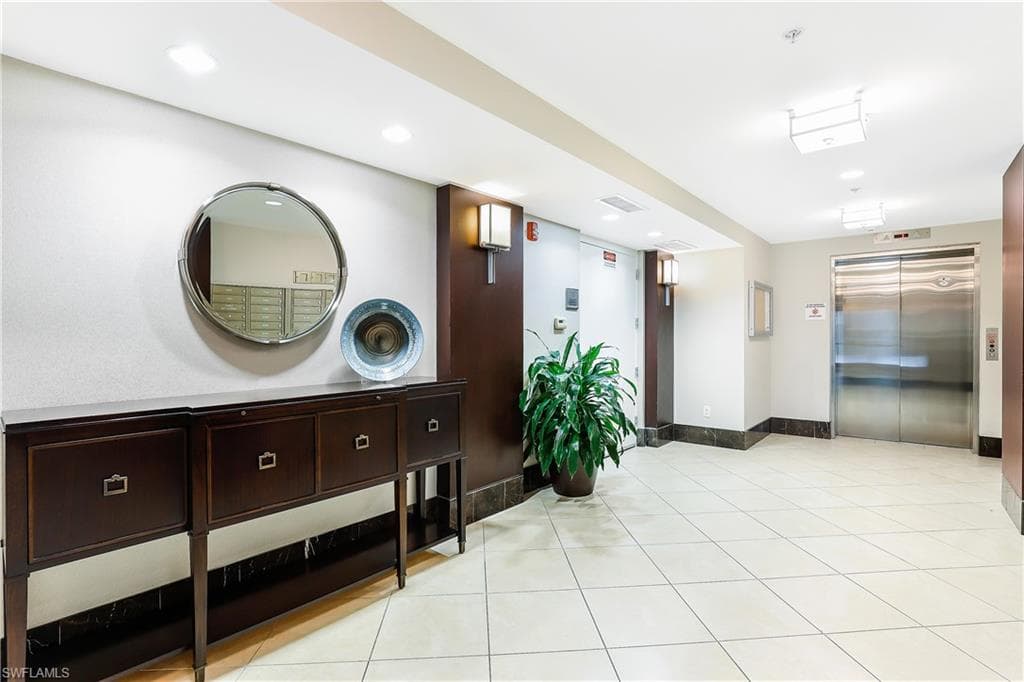 9115 Strada PL # 5308, NAPLES FL 34108-16