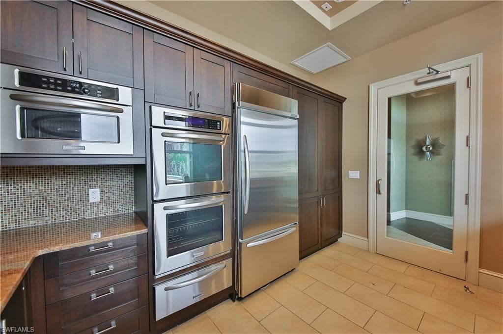 9115 Strada PL # 5501, NAPLES FL 34108-15