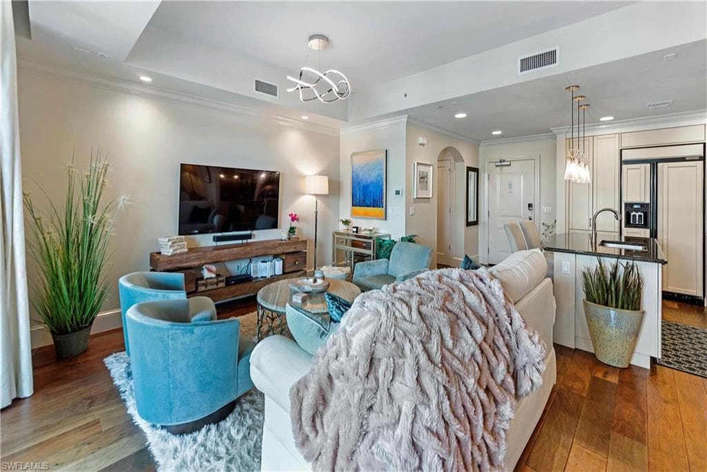 9115 Strada PL # 5501, NAPLES FL 34108-2