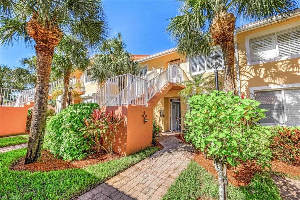2365 Bayou LN # 7003, NAPLES FL 34112-1