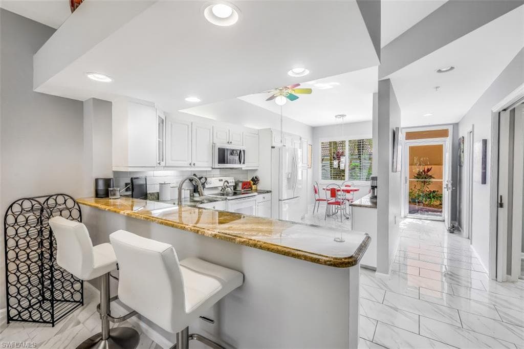 2365 Bayou LN # 7003, NAPLES FL 34112-4