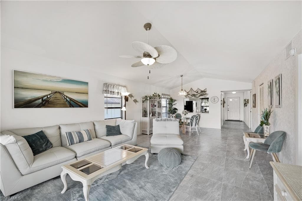 500 Misty Pines CIR # 206, NAPLES FL 34105-4