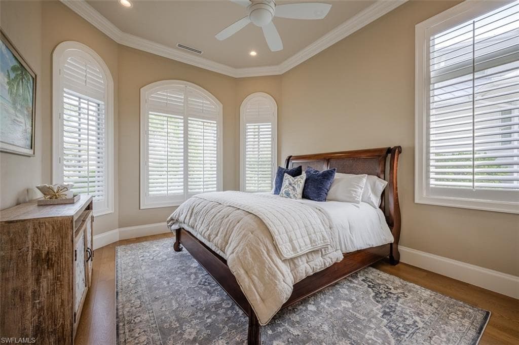 1266 COBIA CT, NAPLES FL 34102-32