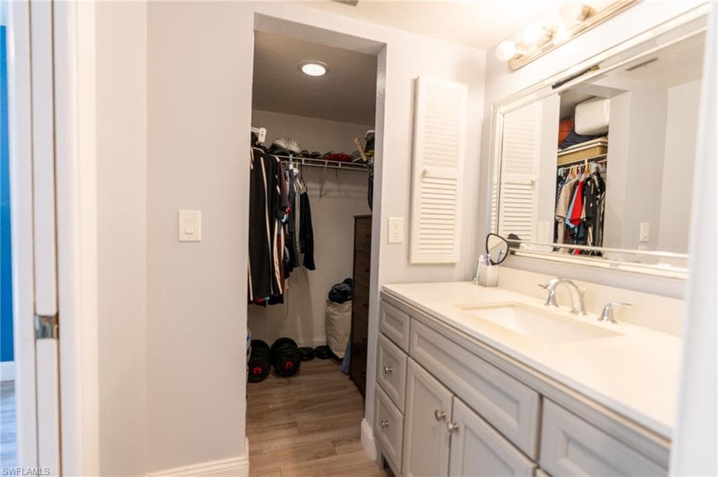 9635 Eaton Gardens LN # 107, FORT MYERS FL 33919-17
