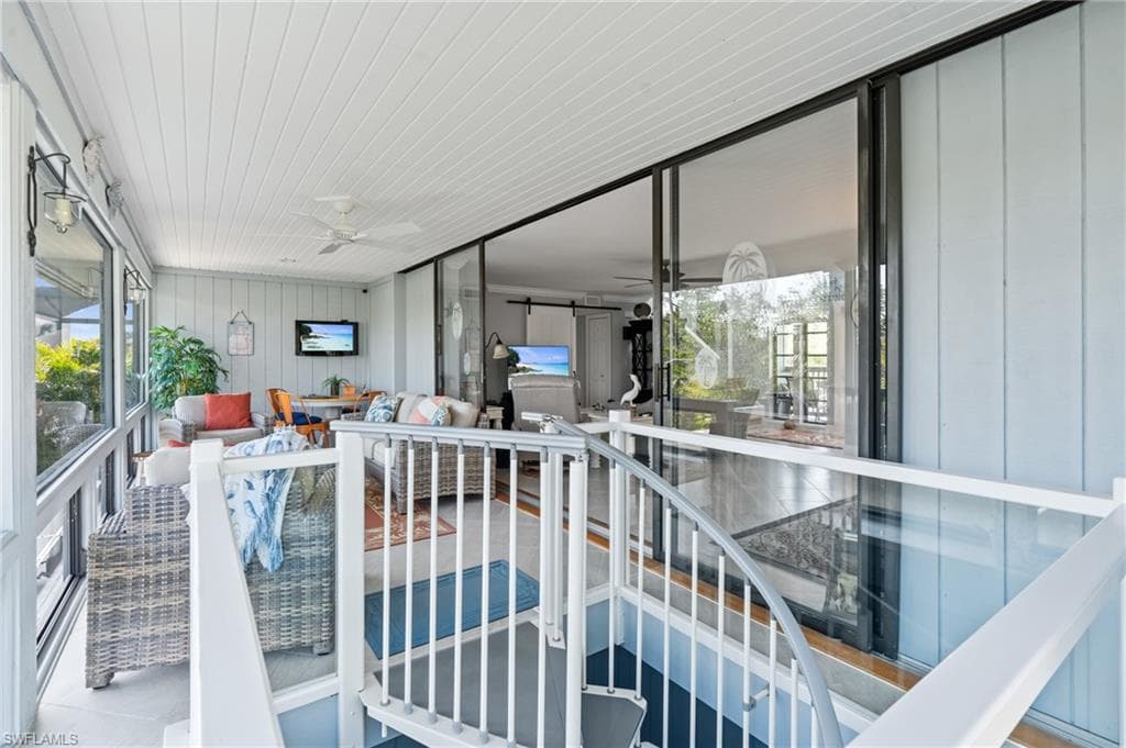 319 Nature View CT, FORT MYERS BEACH FL 33931-17