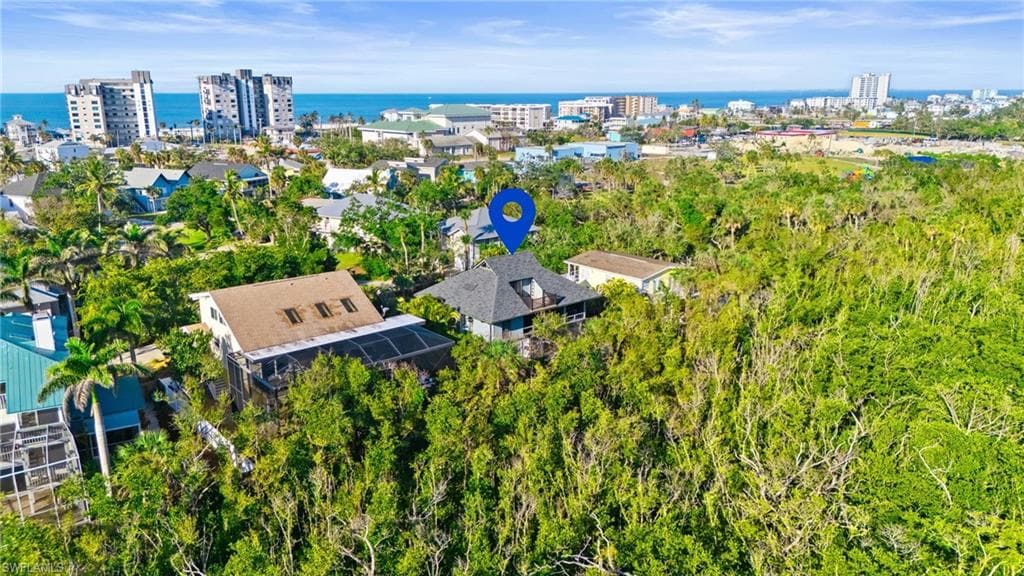 319 Nature View CT, FORT MYERS BEACH FL 33931-23