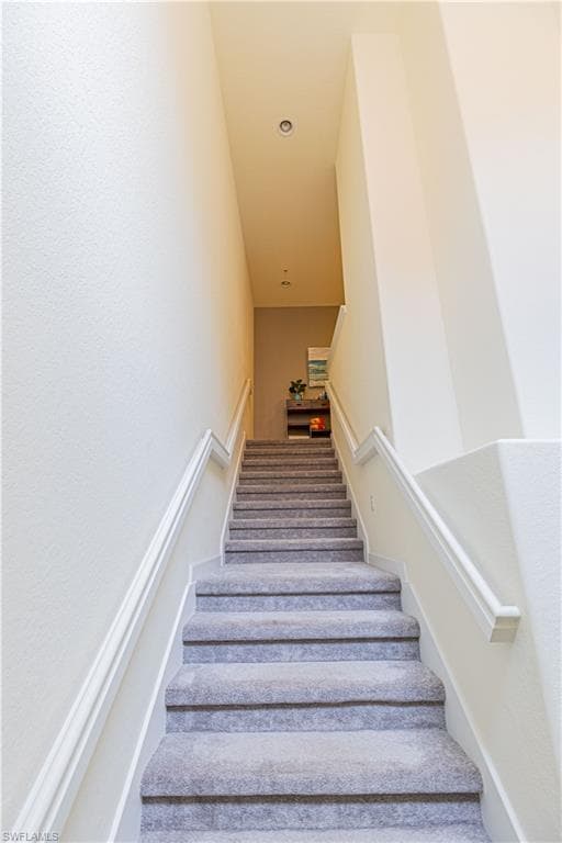 8641 Piazza Del Lago CIR # 203, ESTERO FL 33928-22