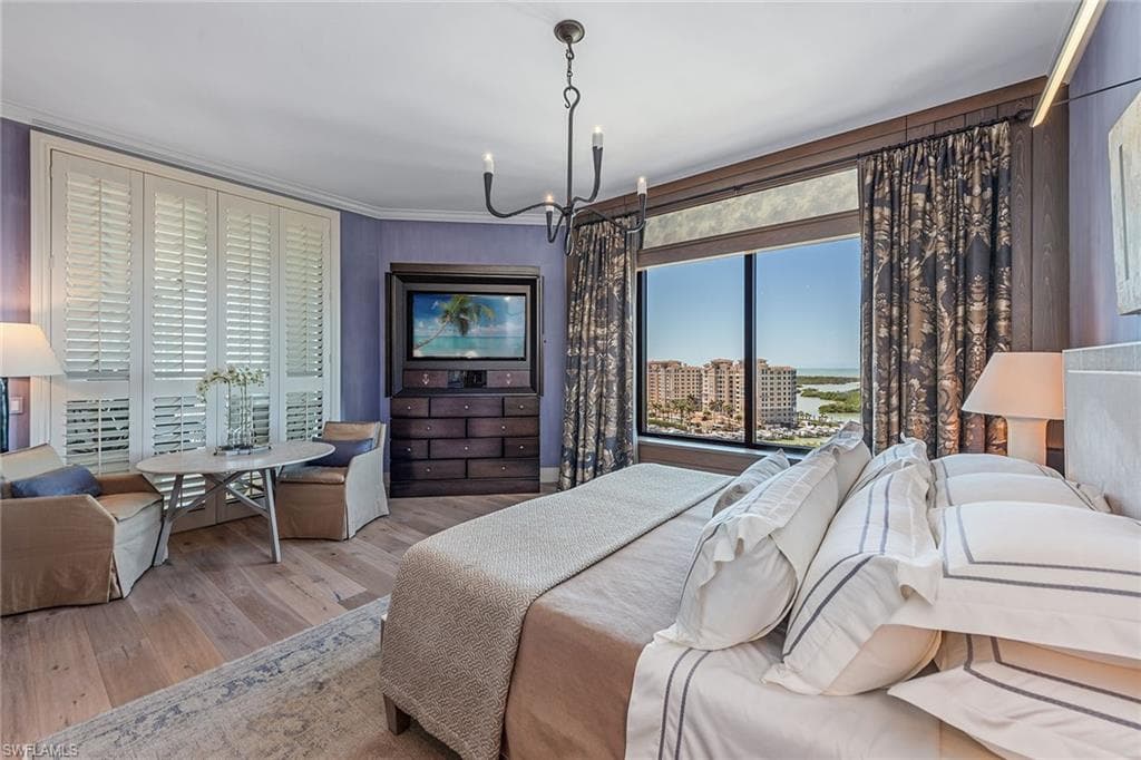 13675 Vanderbilt DR # 1107, NAPLES FL 34110-22