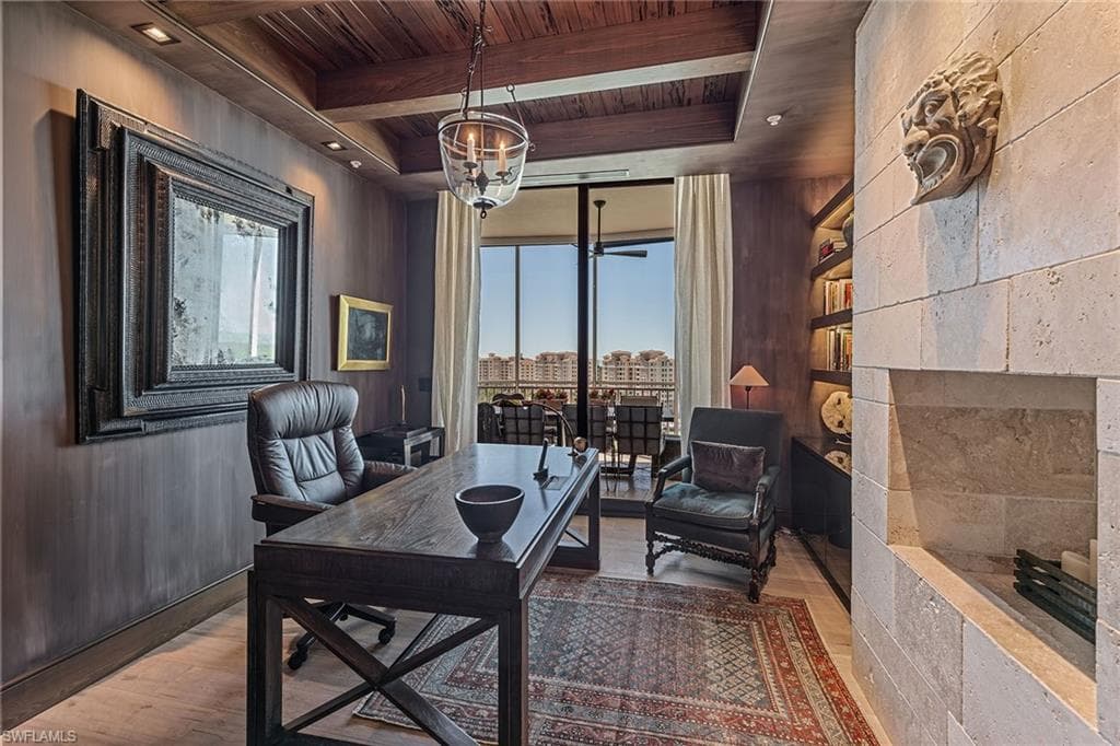 13675 Vanderbilt DR # 1107, NAPLES FL 34110-25