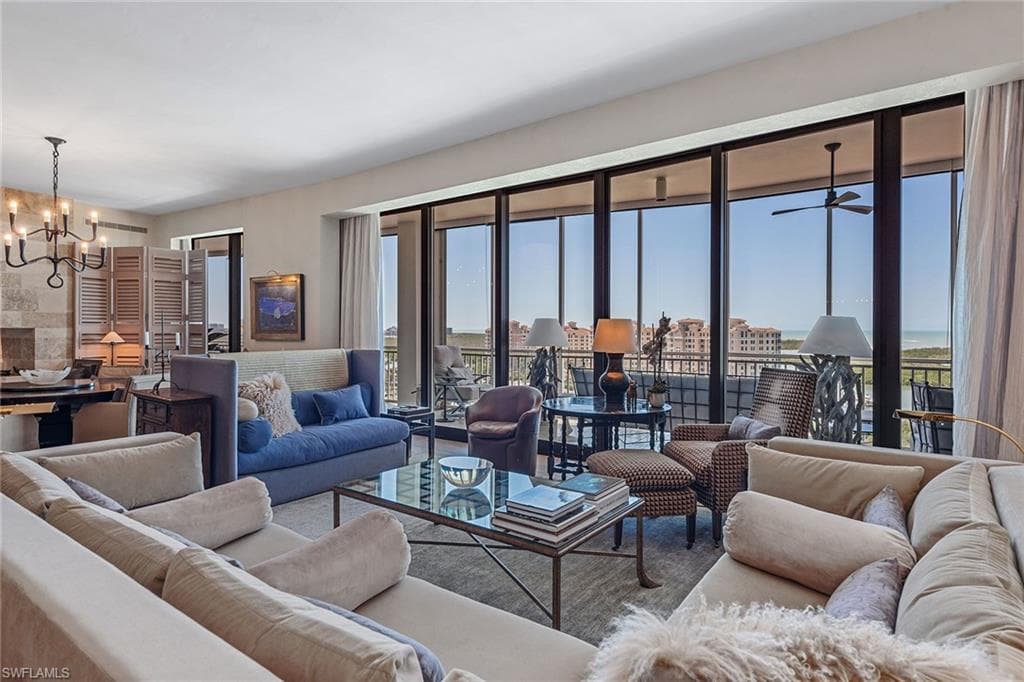 13675 Vanderbilt DR # 1107, NAPLES FL 34110-3