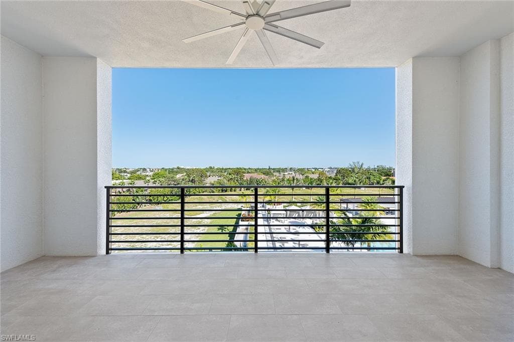 1111 Central AVE # 506, NAPLES FL 34102-16