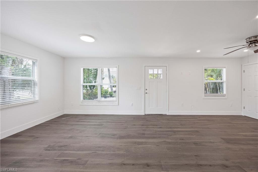 910 Fitzhugh ST, SANIBEL FL 33957-16