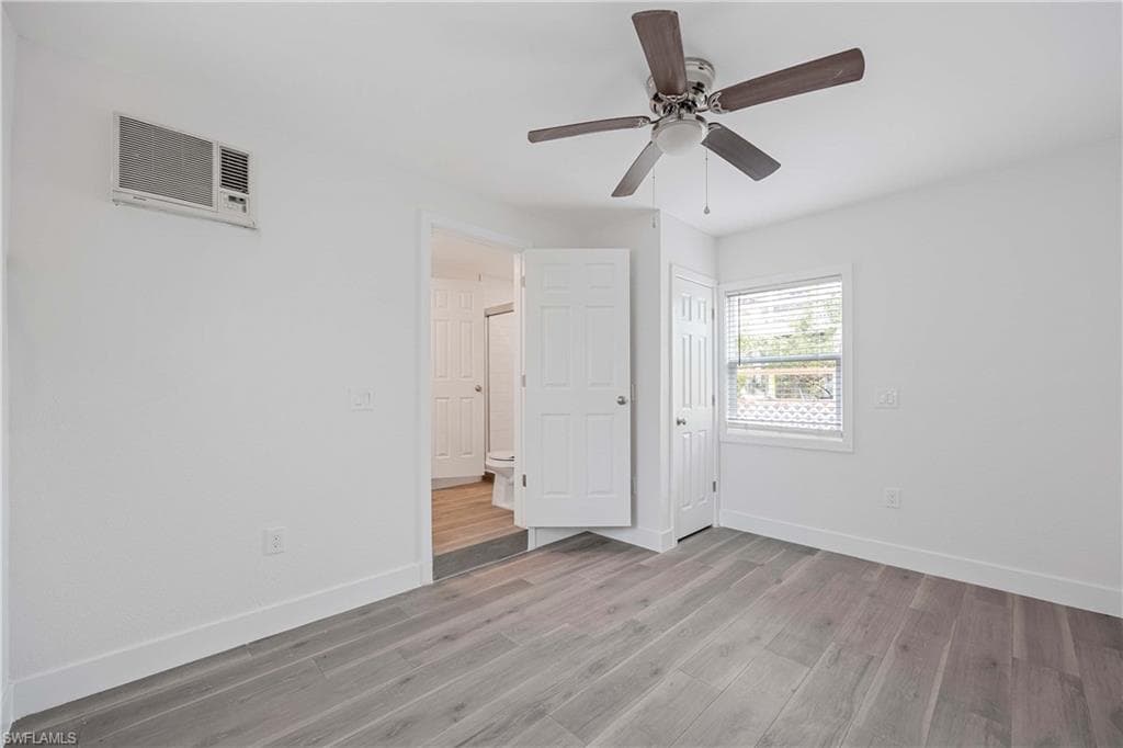 910 Fitzhugh ST, SANIBEL FL 33957-25