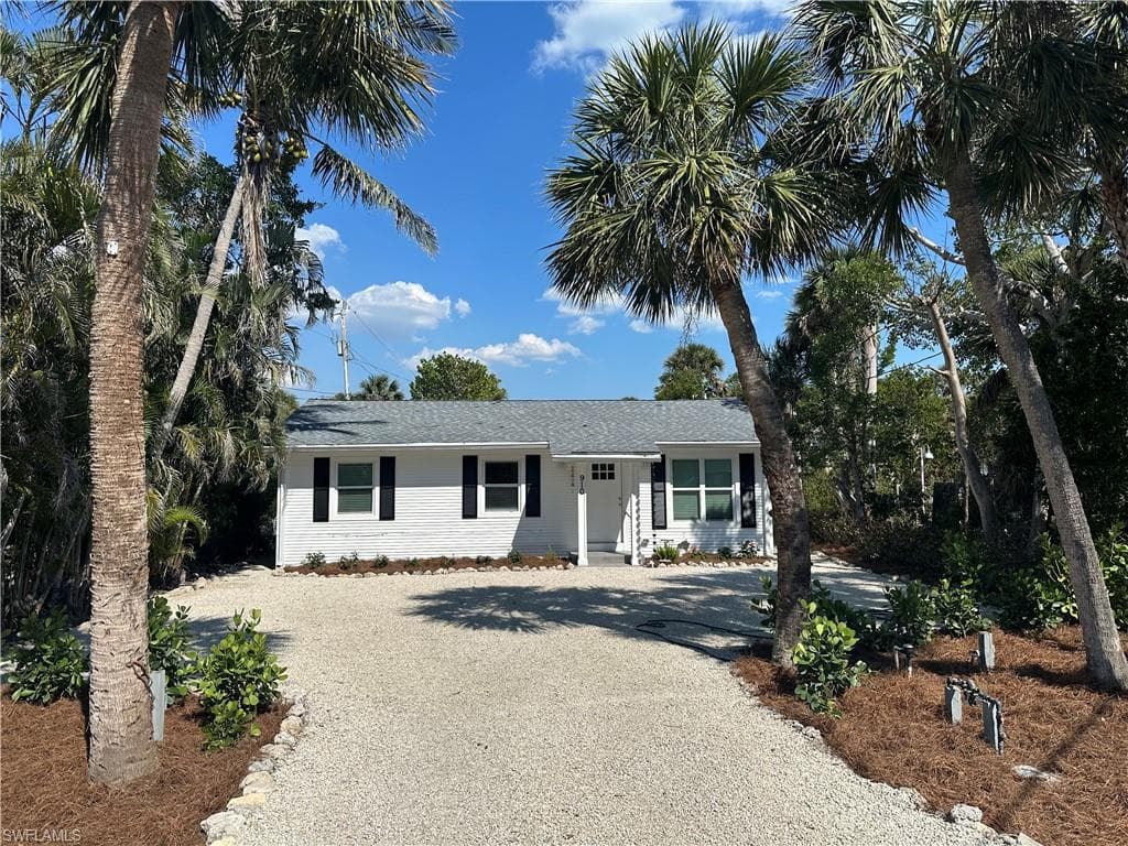 910 Fitzhugh ST, SANIBEL FL 33957-2