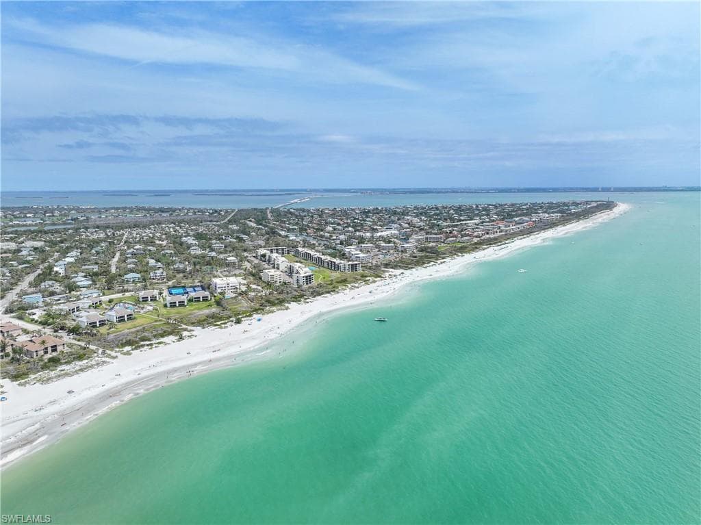 910 Fitzhugh ST, SANIBEL FL 33957-35