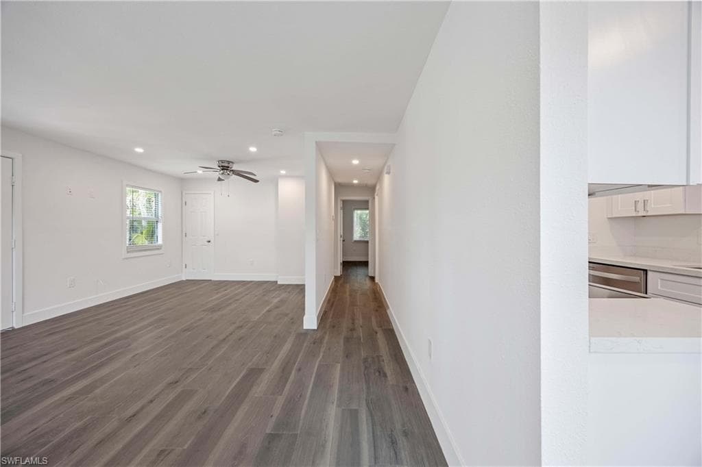 910 Fitzhugh ST, SANIBEL FL 33957-23