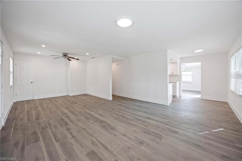 910 Fitzhugh ST, SANIBEL FL 33957-13