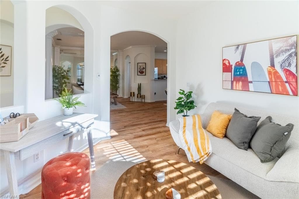 1896 Crestview WAY, NAPLES FL 34119-15